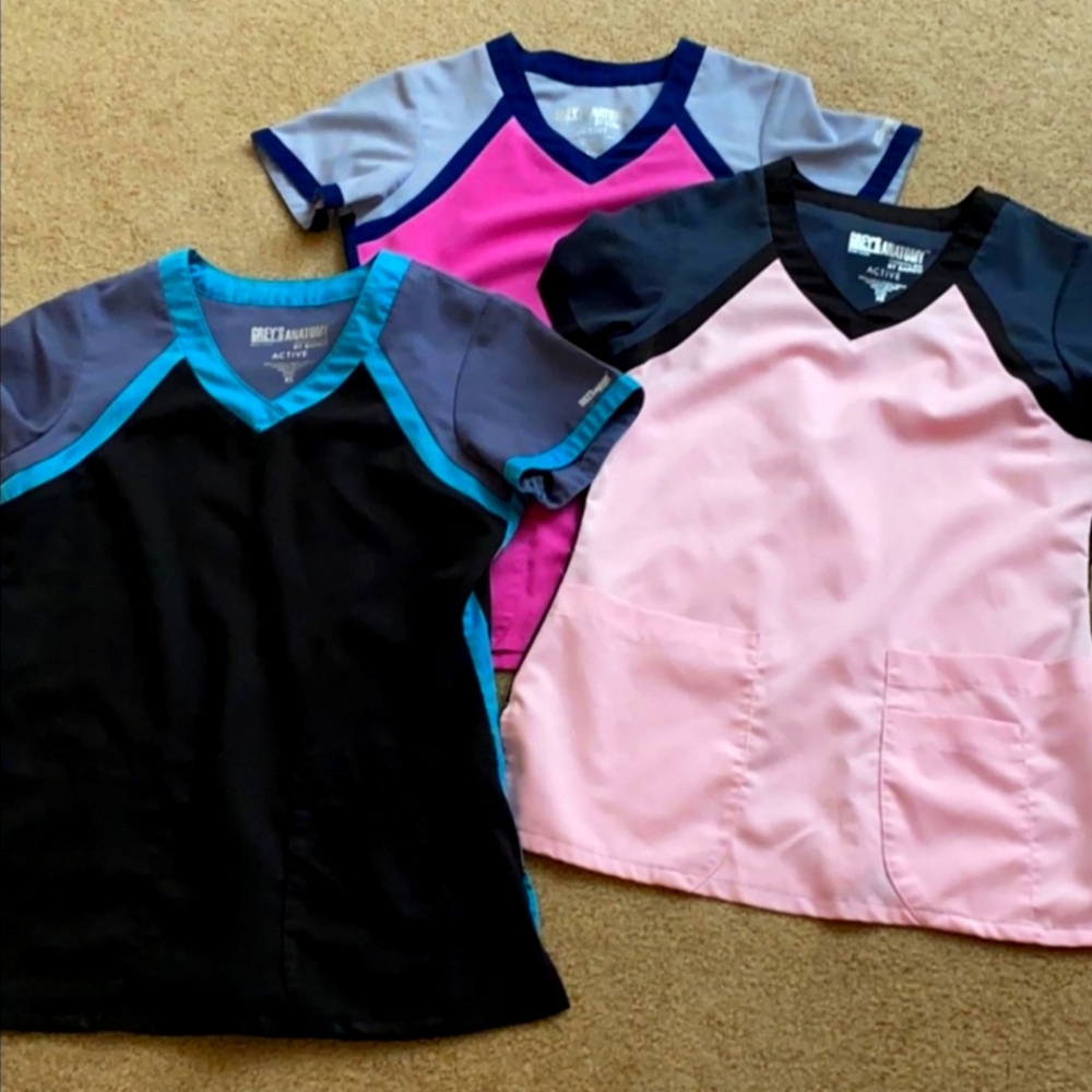 4 Grey's Anatomy XS scrub tops